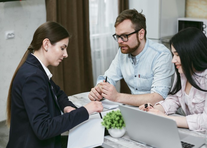 Understanding Closing Costs When Buying Property in the US